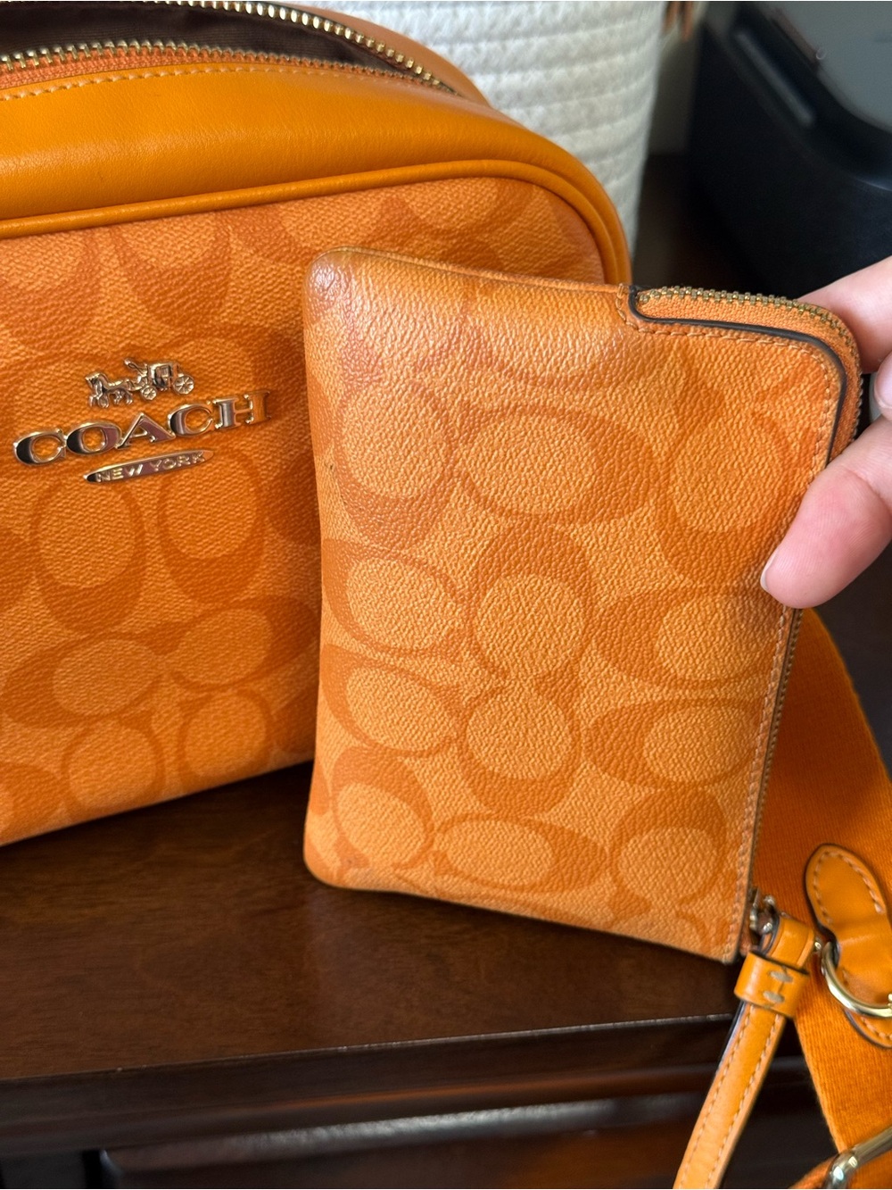 Coach Orange Signature Camera Crossbody - Picture 15 of 16